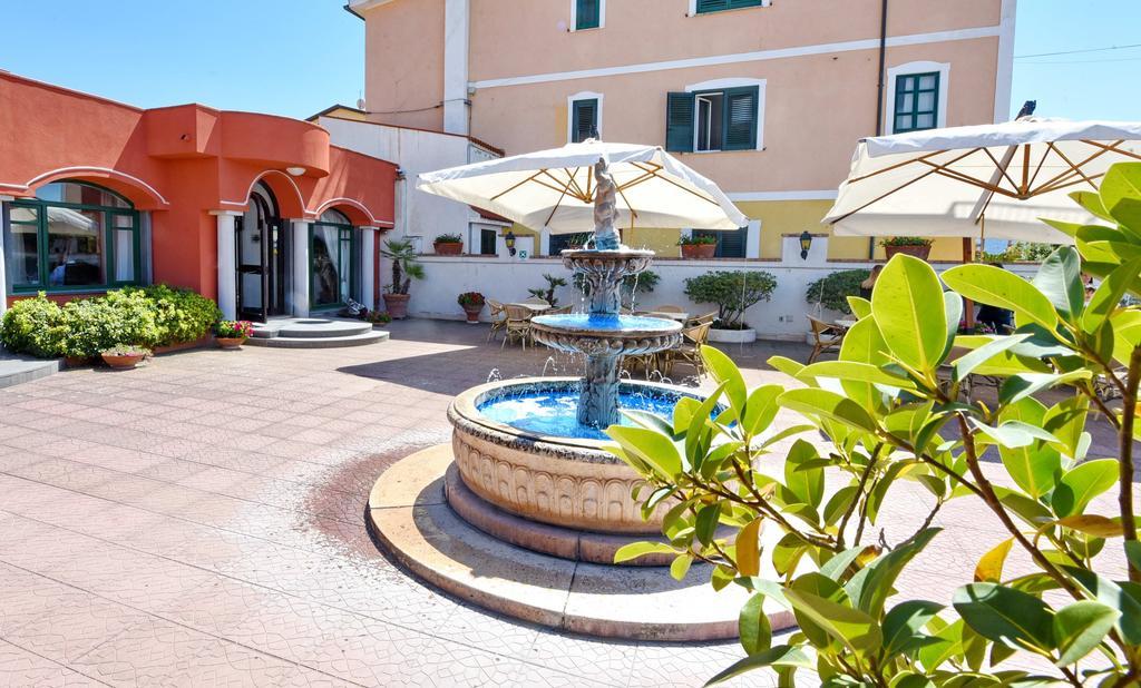 Hotel Costa D'Oro Santa Maria di Castellabate Exterior photo