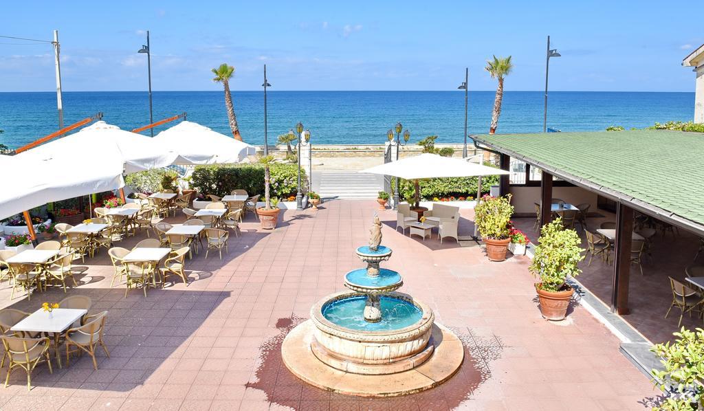Hotel Costa D'Oro Santa Maria di Castellabate Exterior photo