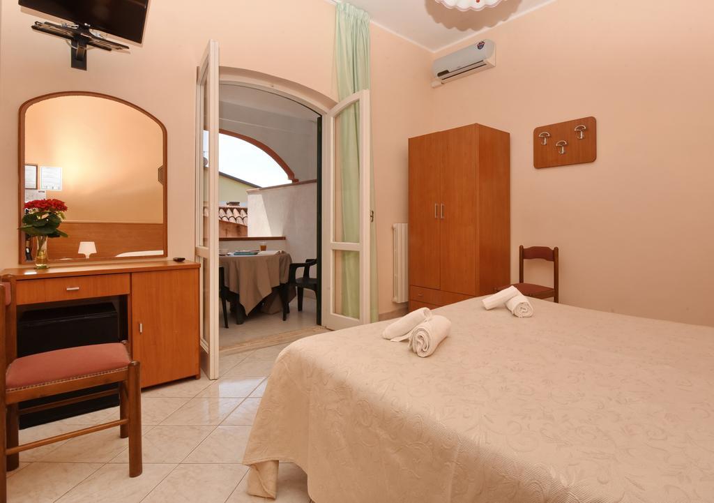 Hotel Costa D'Oro Santa Maria di Castellabate Exterior photo