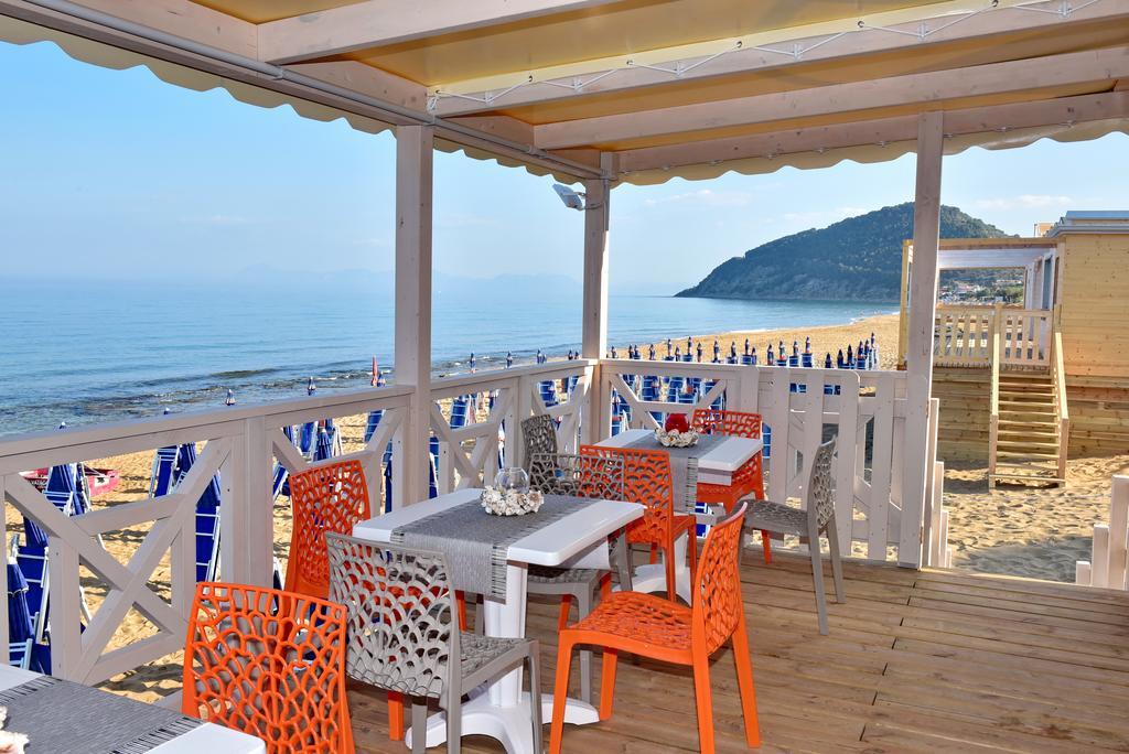 Hotel Costa D'Oro Santa Maria di Castellabate Exterior photo